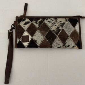 Cow hide clutch